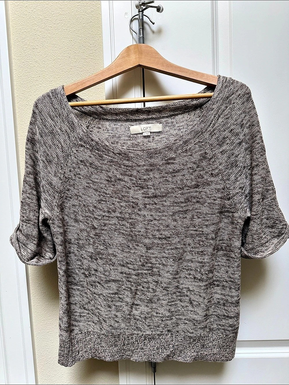 Ann Taylor LOFT Knit Short Sleeve Top in Brown & White Size Medium